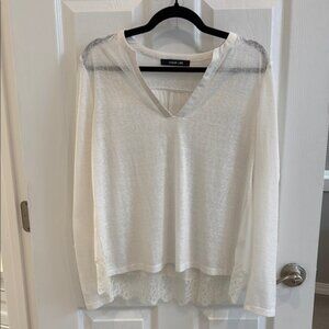 Vici—Sugarlips White V-Neck Relaxed Blouse